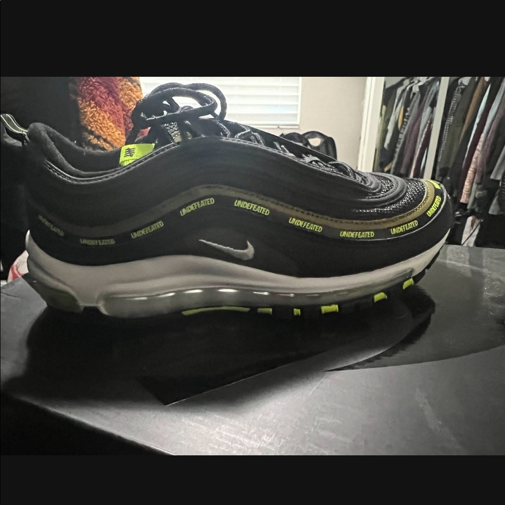 Only worn once